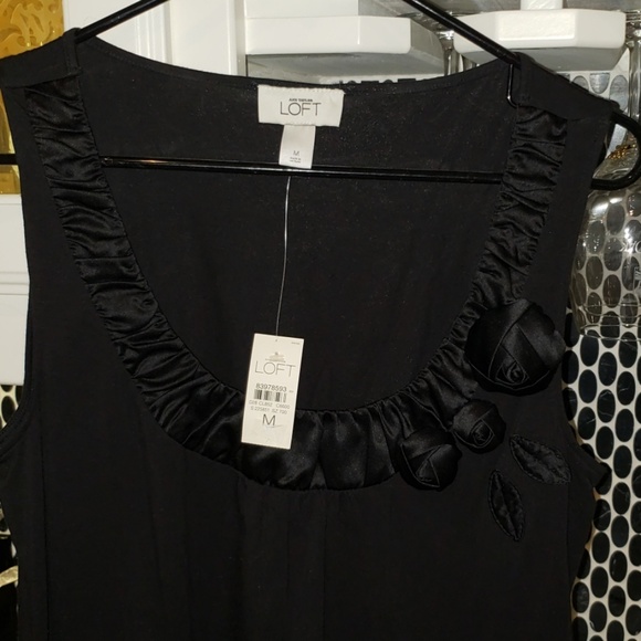 ANN TAYLOR LOFT Sleeveles SatinEmbellished Blouse - Picture 2 of 5